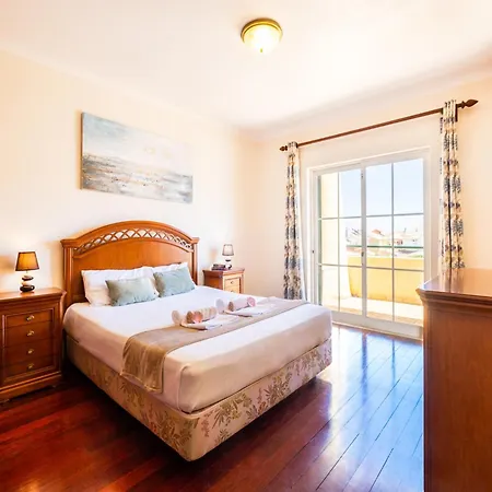 Villa In Portimao Near Sea Beach Portimao