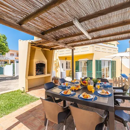 Villa In Portimao Near Sea Beach * ポルティマン